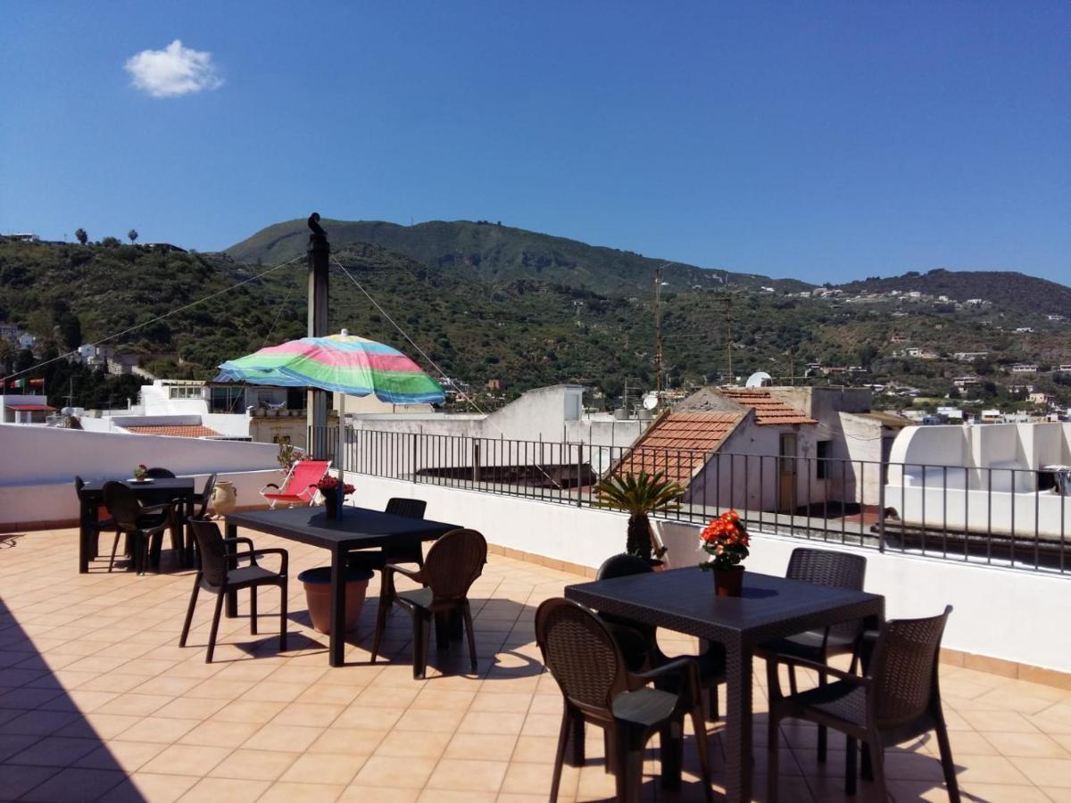 Apartamento Lipari Centro Storico Flat 7 Min From Port Exterior foto
